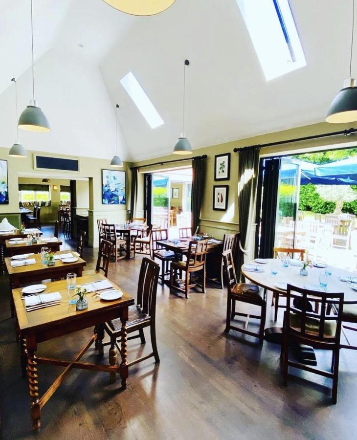 The Bottle & Glass Inn Harpsden Luaran gambar